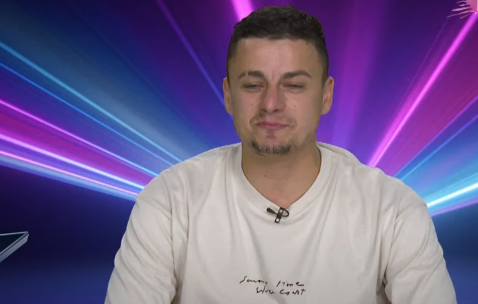 Prvi susret  TERZE SA PORODICOM TRUDNE DEVOJKE!