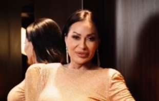 Ceca <span style='color:red;'><b>zaglavljen</b></span>a u koloni na auto-putu, počela da radi vežbe, a onda je spopali fanovi (VIDEO)