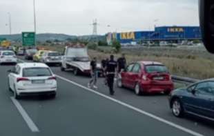 LANČANI KOD <span style='color:red;'><b>BUBANJ POTOK</b></span>A: Stvaraju se gužve (VIDEO)