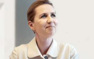 NAPADNUTA <span style='color:red;'><b>PREMIJERKA DANSKE</b></span>: Zna se i ko je napadač