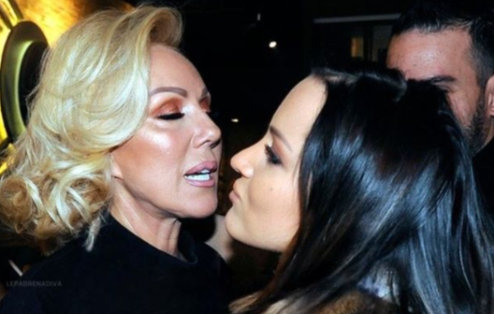 Lepa Brena izbacila Aleksandru iz kuće, ovo joj je opasno zamerila