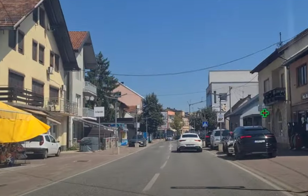 POKOLJ U GIMNAZIJI U SANSKOM MOSTU! TROJE MRTVIH: Pomoćni radnik pucao zbog sitnih nesuglasica sa ubijenima!