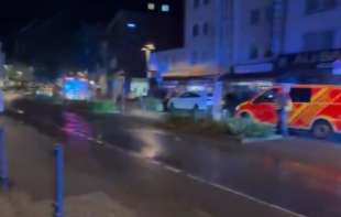 <span style='color:red;'><b>TERORISTA</b></span> NASUMICE UBIJAO LJUDE ISPRED BINE: Novi detalji napada na festivalu u Nemačkoj (VIDEO)