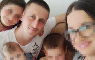 UŽASNA TUGA: Sahranjeni otac i troje dece poginuli u udesu kod Raške