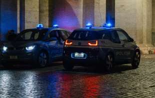 Uhapšeno 25 mafijaša, među njima i <span style='color:red;'><b>časna sestra</b></span>