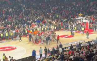 Po prvi put na utakmicama Zvezde: Posle derbija Arena je odjekivala: Vučiću ... (VIDEO)
