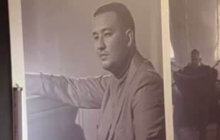 Uroš <span style='color:red;'><b>Živković</b></span> i njegova devojka otkrili pol bebe: Budući roditelji u suzama
