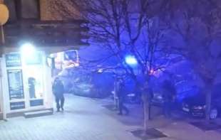 Panika u Šapcu: <span style='color:red;'><b>Drogiran</b></span> pucao u vazduh pa policiji prijavio da je ubio četvoro ljudi