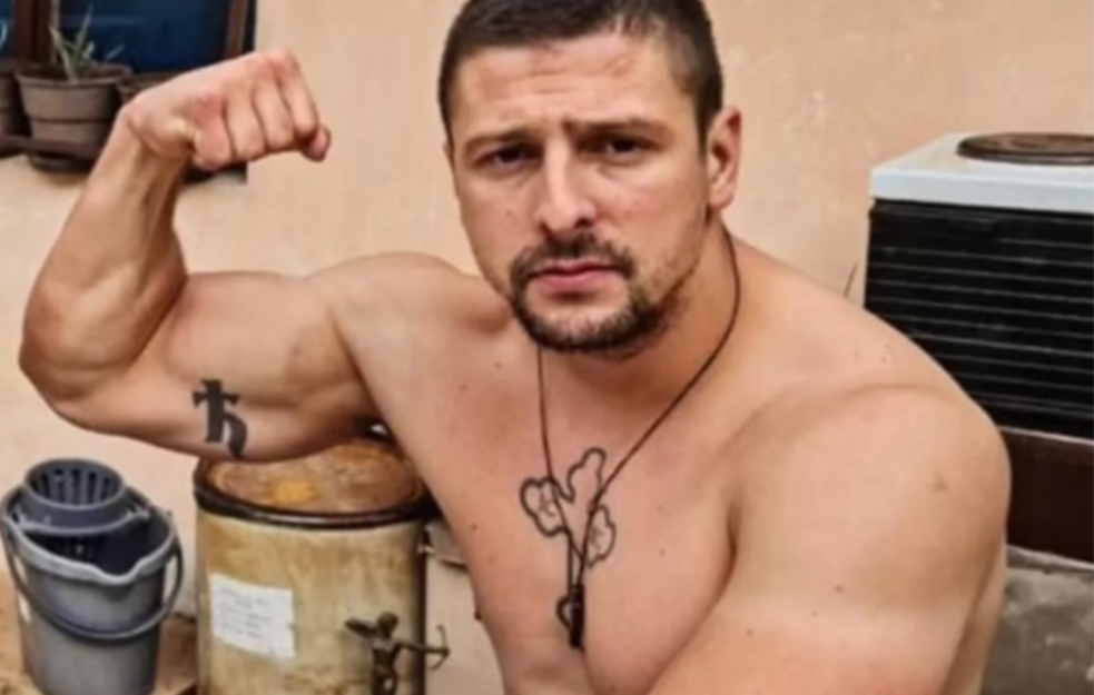 Ima istetoviran krst, a osumnjičen da je na Badnje veče ubio čoveka: Stojan Divić se predao policiji!