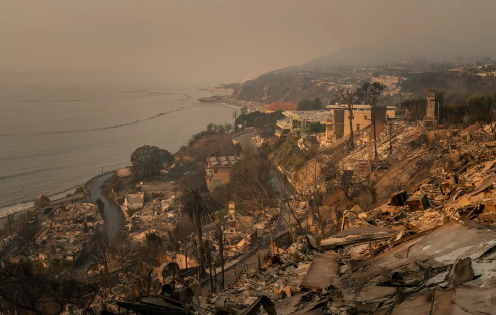 Četvrti dan požara u Los Anđelesu: Apokaliptične scene na ulicama, broj žrtava još nepoznat