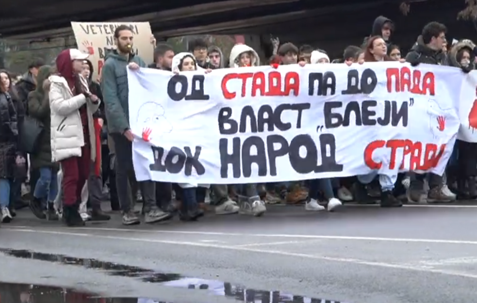 CRTA: Preko 60 odsto građana podržava proteste i blokade