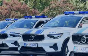 Muškarac (39) uhapšen zbog uznemiravanja maloletnice u autobusu: Devojčica uspela da pobegne i obavesti policiju