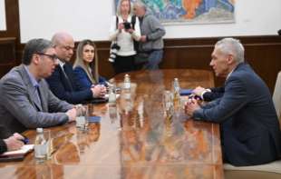 Traži se <span style='color:red;'><b>rešenje za NIS</b></span>: Vučić se sastao sa ambasadorom Rusije: 