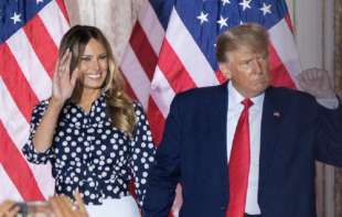 Kako je <span style='color:red;'><b>Melanija</b></span> iz malog grada u Jugoslaviji stigla na vrh sveta: Promenila ime po dolasku u Ameriku i osvojila Trampa