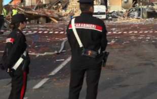 Tragedija u Italiji: <span style='color:red;'><b>Eksplozija gasa</b></span> srušila zgradu, povređeno 14 ljudi, među njima i vatrogasci (VIDEO)