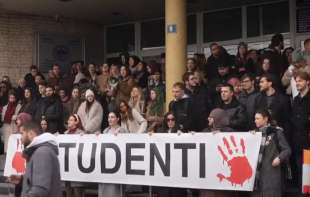 Studenti Novog Pazara blokirali <span style='color:red;'><b>Državni univerzitet</b></span>