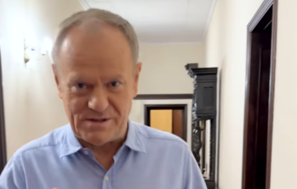 Poljski novinar napravio lapsus: Premijer Tusk objasnio ko je Vučić, a ko Vučević