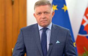 FICO: Ako se pitanje gasa ne reši blokiraćemo <span style='color:red;'><b>pomoć Ukrajini</b></span>