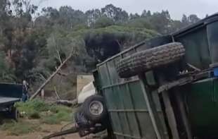 <span style='color:red;'><b>Tornado</b></span> u Španiji rušio sve pred sobom, haos na putevima (VIDEO)