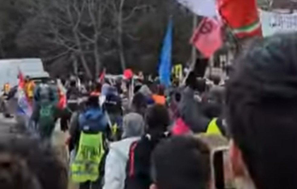 Počeo veliki protest 