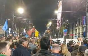  “Nismo vaša meta”: U Beogradu održan još jedan protest <span style='color:red;'><b>prosveta</b></span>ra, studenata i građana