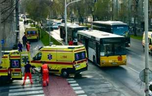Sudar dva autobusa u <span style='color:red;'><b>Osijek</b></span>u: Povređeno oko 15 osoba