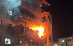 <span style='color:red;'><b>Izraelska vojska</b></span> napala bolnicu u  Gazi: Poginula najmanje dva Palestinca