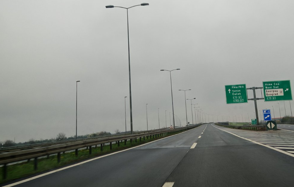 AMSS: Kiša i magla otežavaju vožnju, povećan rizik od nezgoda