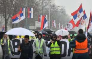 Brankov most BLOKIRAN U OBA PRAVCA, stvaraju se velike gužve u gradu