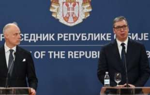 Vučić:  Sa Mađarskom najrazvijenija <span style='color:red;'><b>saradnja</b></span> u oblasti odbrane, idemo ka vojnom savezu