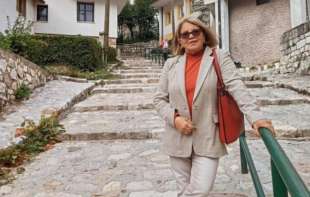 Naša pevačica je sina dobila sa 16 godina: On sada <span style='color:red;'><b>vlasnik restorana</b></span>