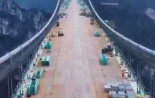 Kina pravi <span style='color:red;'><b>najviši most</b></span> na svetu (VIDEO)