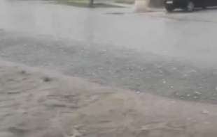 Pljuskovi širom Srbije: Snažno nevreme zahvatilo <span style='color:red;'><b>Valjevo</b></span> i Šabac, krupan grad padao u Sremu i Bačkoj (VIDEO)