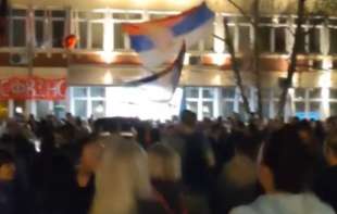 <span style='color:red;'><b>Veliki protest</b></span> 