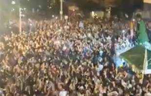Oglasila se poznata pevačica čija <span style='color:red;'><b>pesma</b></span> je postala himna protesta