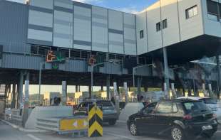 AMSS: Prvi radni dan posle <span style='color:red;'><b>praznik</b></span>a donosi gužve u gradovima, ali manje vozila na auto-putevima