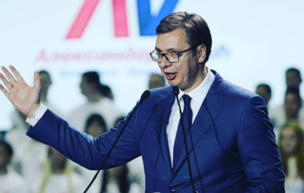 Vučićev avion čeka odobrenje za nastavak leta ka Moskvi
