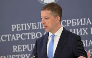 Đurić: Vučićeva poseta Moskvi neće usporiti evropski put Srbije niti doneti <span style='color:red;'><b>sankcije</b></span>