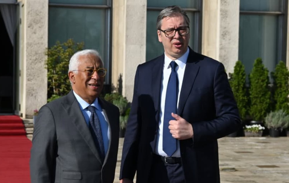 "Zahvalan sam na podršci": Počeo sastanak Vučića i Košte uz svečani doček ispred Palate Srbija (VIDEO)