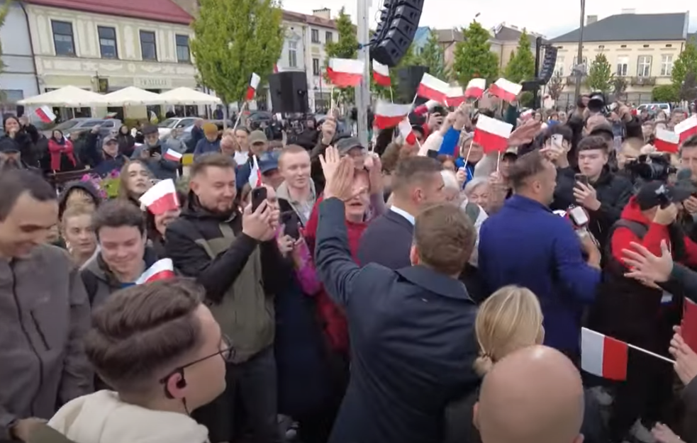 Prvi put posle tri decenije: Poljska ide u drugi krug predsedničkih izbora, blagu prednost ima gradonačelnik Varšave