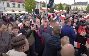 Prvi put posle tri decenije: Poljska ide u drugi krug predsedničkih izbora, blagu prednost ima <span style='color:red;'><b>gradonačelnik</b></span> Varšave