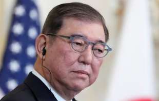 Japanski premijer poziva na konstruktivne pregovore o američkim <span style='color:red;'><b>carina</b></span>ma