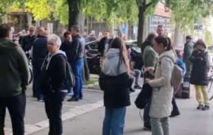 Napeto u Novom Sadu: Građani, bajkeri i veterani blokiraju sud, Vučević tvrdi da se ne pravi novi <span style='color:red;'><b>Ćaci</b></span>lend
