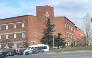 Pozivaju se svi studenti da hitno dođu: Počela fizička blokada Pravoslavnog bogoslovskog fakulteta