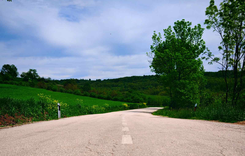 Ujutro i prepodne u istočnoj i jugozapadnoj Srbiji oblačno s mogućom kratkotrajnom kišom