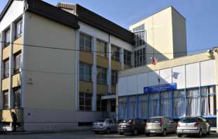 U Kragujevcu danas protest ispred Trgovinsko-ugostiteljske <span style='color:red;'><b>škole</b></span>: Reagovali zbog postupaka direktora