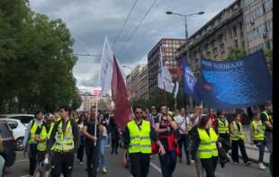 U Beogradu održan protest „Hoćemo izbore“: „<span style='color:red;'><b>Srce</b></span> naroda kuca u ritmu pravde“ (VIDEO)