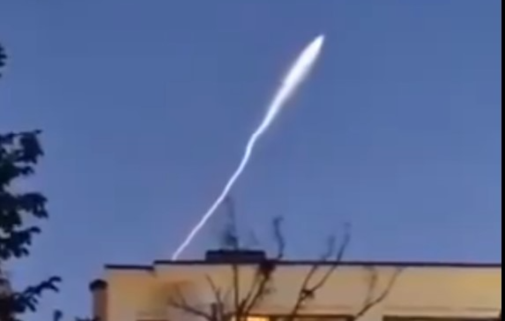 Iran prvi put lansirao dvostepenu ultratešku raketu dometa 2.000 kilometara (VIDEO)