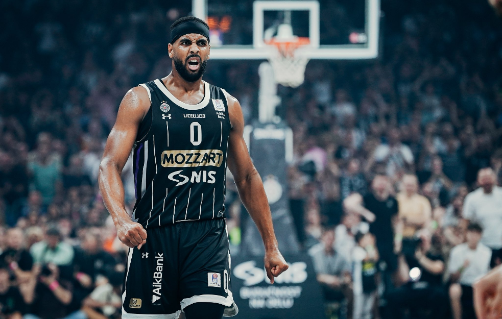 Dejvis napustio Partizan