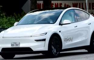 Prvi probni test Tesla robotaksija otkrio brojne ozbiljne probleme
